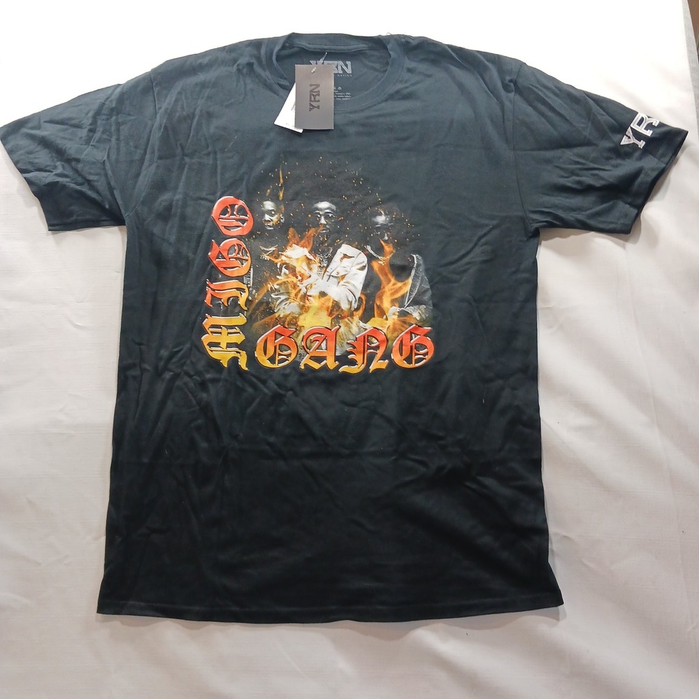 YRN Yung Rich Nation Migos Fire Graphic T-Shirt Mens Large Black New NWT